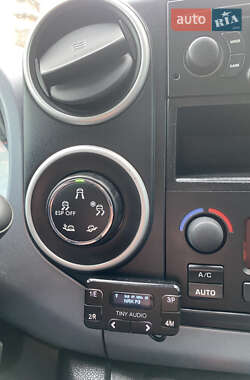 Минивэн Citroen Berlingo 2010 в 