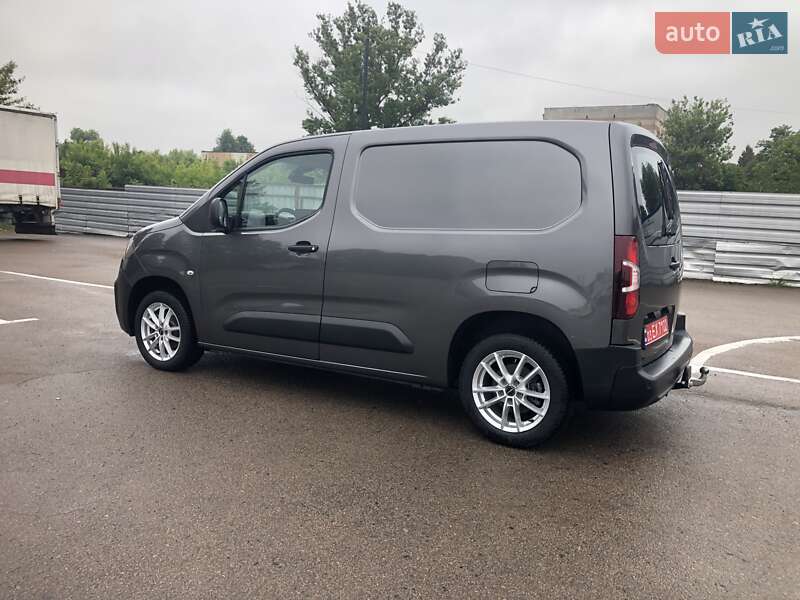 Вантажний фургон Citroen Berlingo 2022 в Рівному
