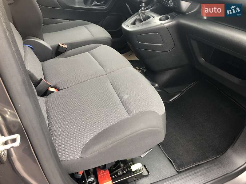 Вантажний фургон Citroen Berlingo 2022 в Рівному