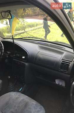 Мінівен Citroen Berlingo 2001 в 