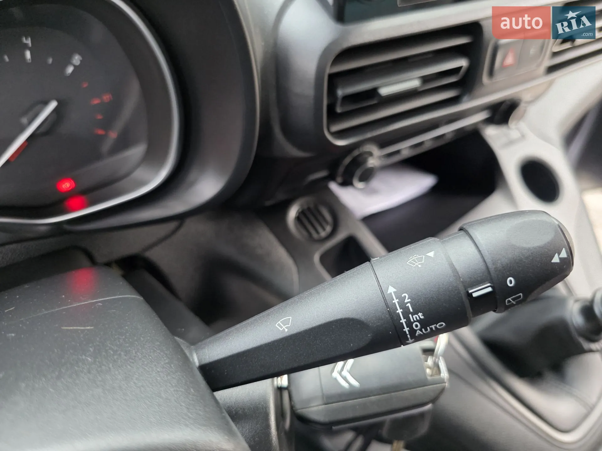 2018 Citroen Berlingo - мініатюра 37