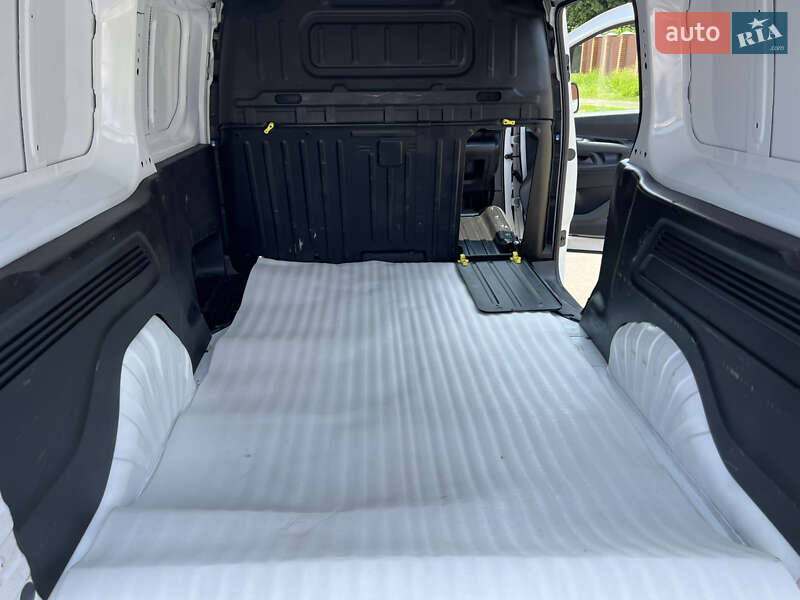 Вантажний фургон Citroen Berlingo 2022 в Києві