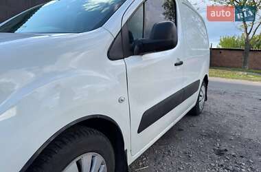 Грузовой фургон Citroen Berlingo 2012 в 