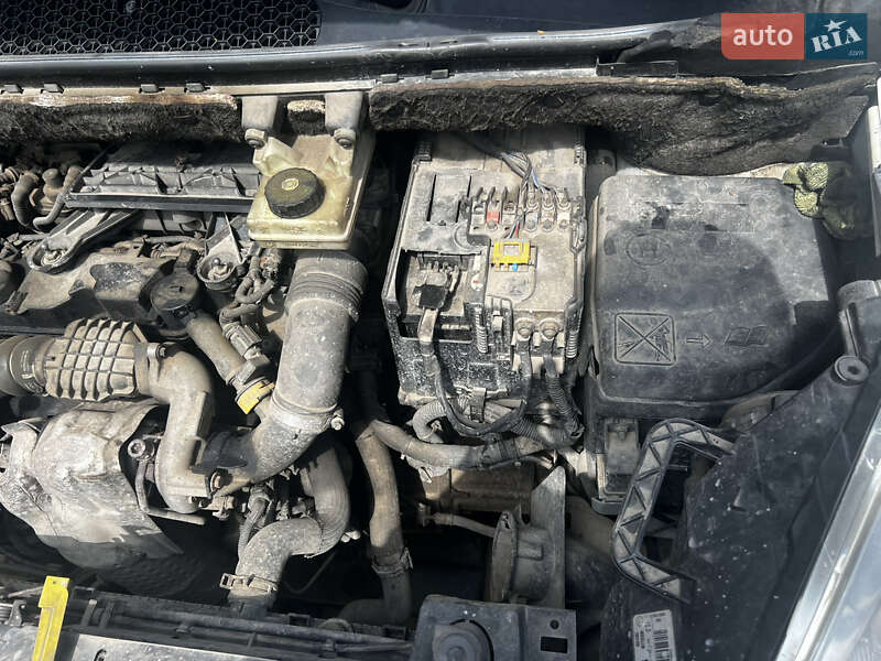 Вантажний фургон Citroen Berlingo 2012 в Львові