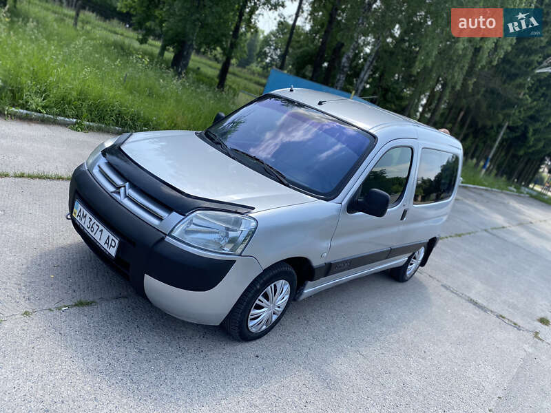 Минивэн Citroen Berlingo 2005 в 