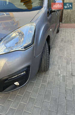 Минивэн Citroen Berlingo 2016 в 