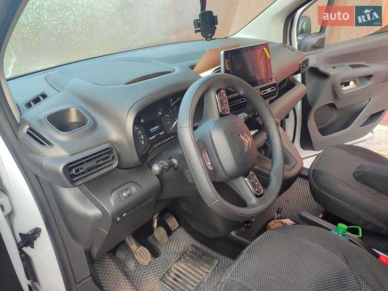 Минивэн Citroen Berlingo 2023 в Киеве