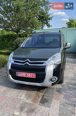 Минивэн Citroen Berlingo 2011 в 