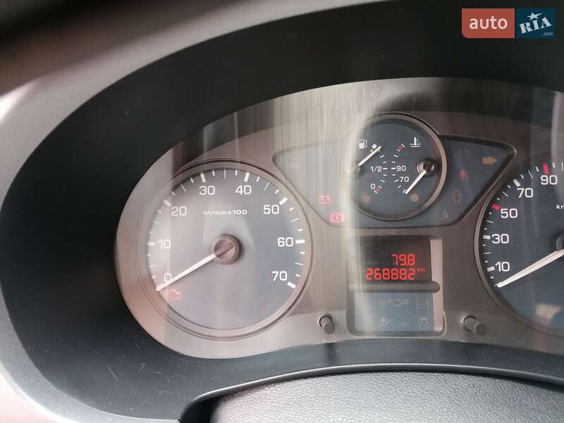 Мінівен Citroen Berlingo 2010 в Чернігові