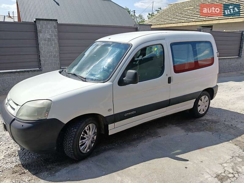 Грузовой фургон Citroen Berlingo 2003 в Звягеле