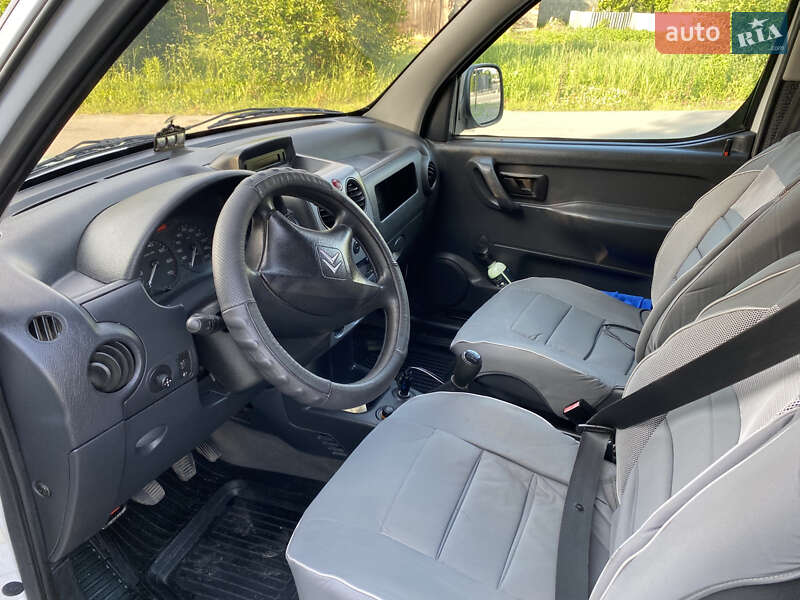 Минивэн Citroen Berlingo 2006 в Изяславе