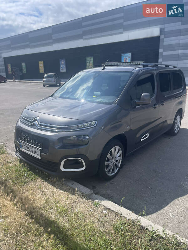 Минивэн Citroen Berlingo 2021 в 