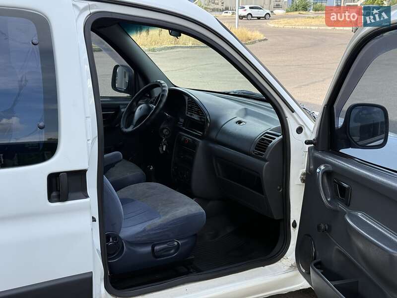 Минивэн Citroen Berlingo 2000 в Николаеве