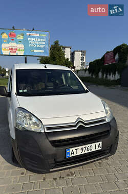 Грузовой фургон Citroen Berlingo 2017 в Ивано-Франковске