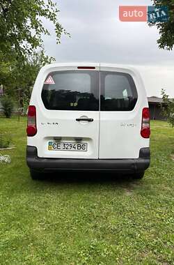 Минивэн Citroen Berlingo 2009 в 