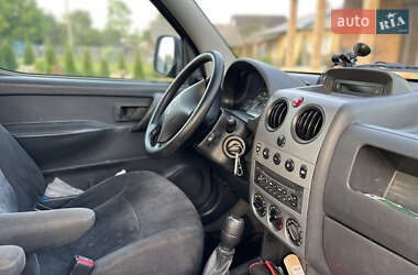 Минивэн Citroen Berlingo 2004 в 