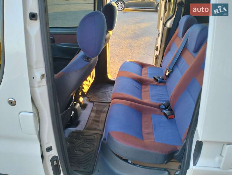 Минивэн Citroen Berlingo 2002 в Бурштыне