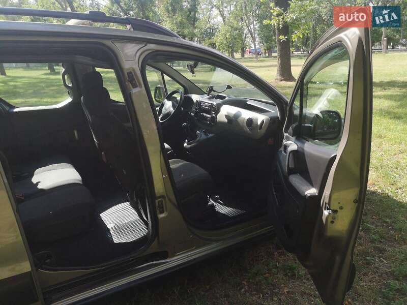 Минивэн Citroen Berlingo 2012 в Киеве