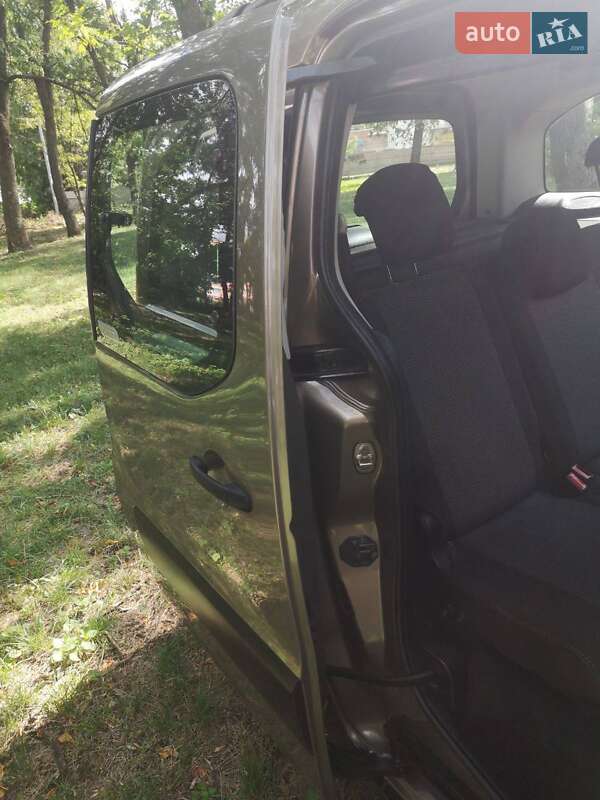 Минивэн Citroen Berlingo 2012 в Киеве