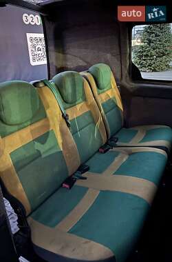 Грузопассажирский фургон Citroen Berlingo 2002 в 