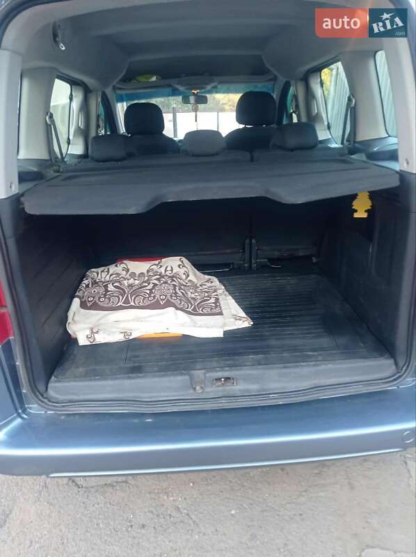 Мінівен Citroen Berlingo 2011 в Чорткові
