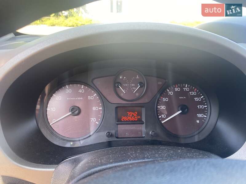 Минивэн Citroen Berlingo 2011 в Киеве