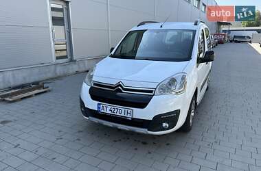 Минивэн Citroen Berlingo 2016 в 
