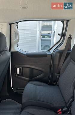 Минивэн Citroen Berlingo 2016 в 