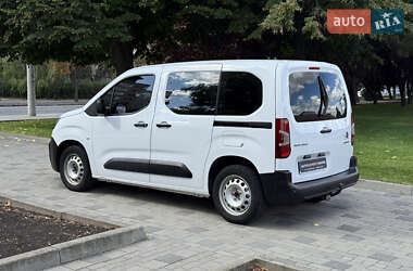 Минивэн Citroen Berlingo 2023 в 