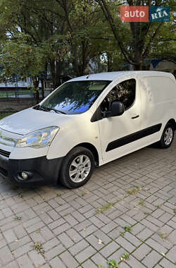 Грузовой фургон Citroen Berlingo 2011 в 