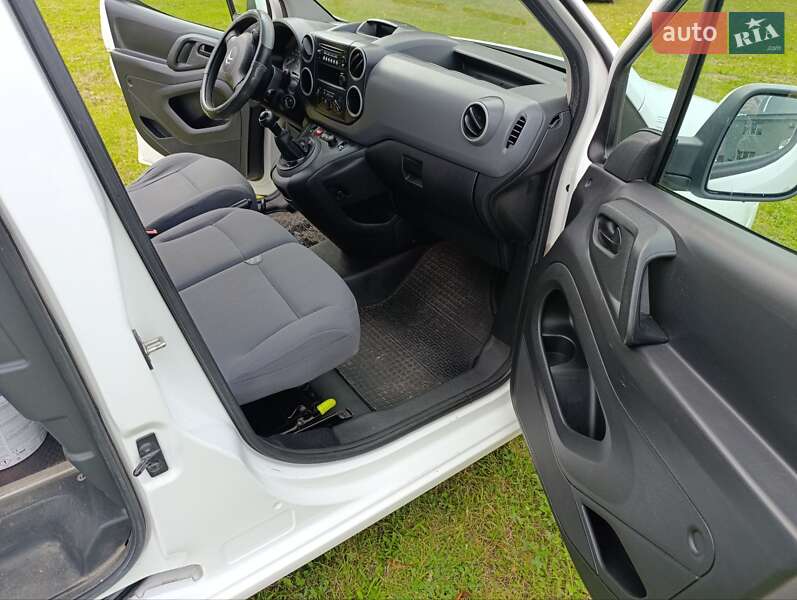 Грузовой фургон Citroen Berlingo 2013 в Луцке