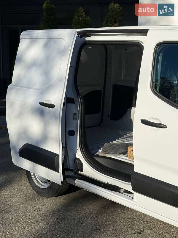 Грузовой фургон Citroen Berlingo 2024 в Киеве