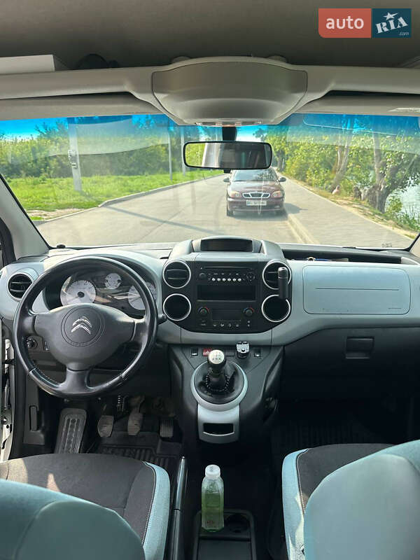 Минивэн Citroen Berlingo 2014 в Киеве