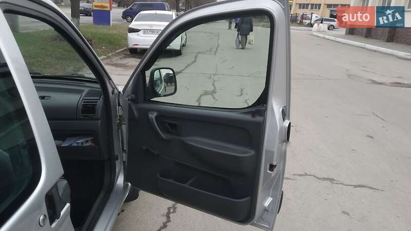 Минивэн Citroen Berlingo 2000 в Змиеве