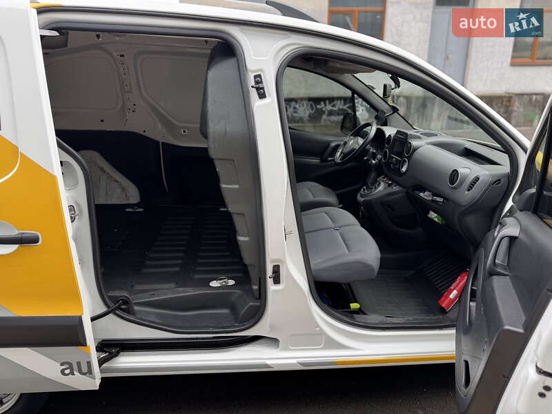 Вантажний фургон Citroen Berlingo 2015 в Рівному