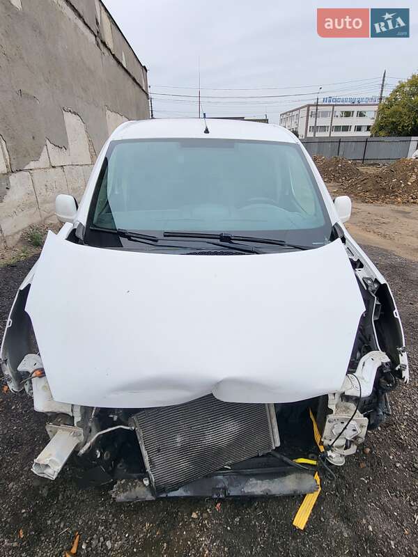 Грузовой фургон Citroen Berlingo 2012 в Николаеве