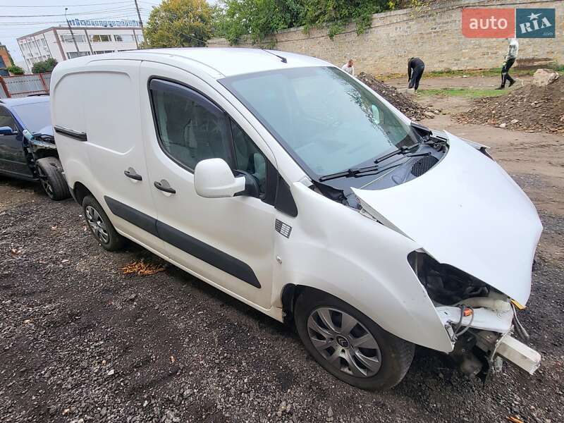 Грузовой фургон Citroen Berlingo 2012 в Николаеве