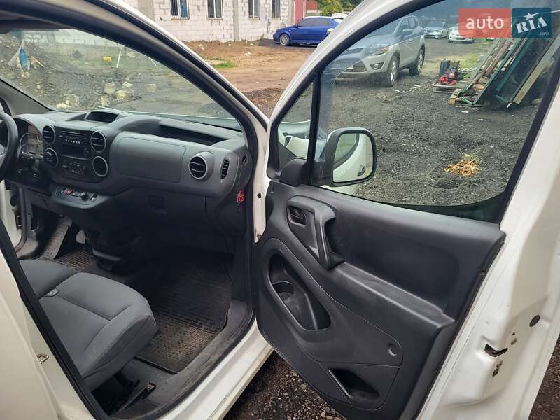 Грузовой фургон Citroen Berlingo 2012 в Николаеве