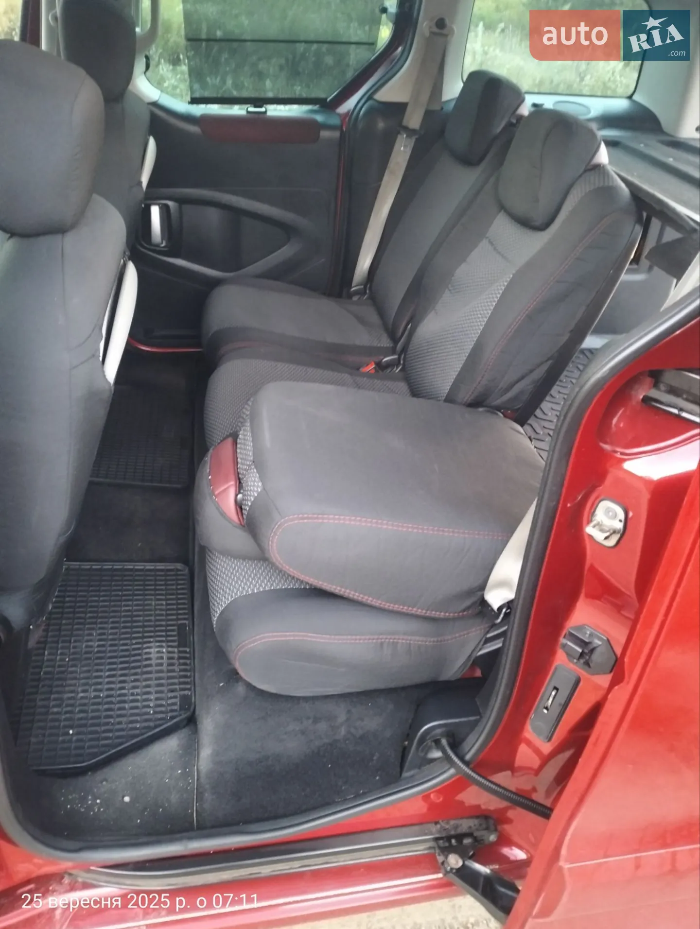 2010 Citroen Berlingo - мініатюра 13