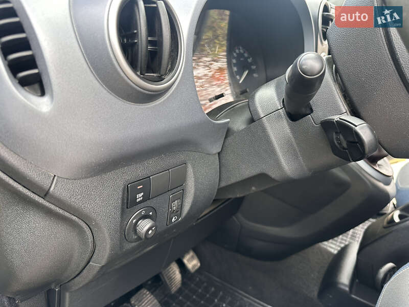 Мінівен Citroen Berlingo 2008 в Тернополі фото 18 Мінівен Citroen Berlingo 2008 в Тернополі