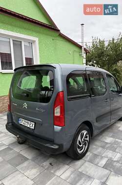 Минивэн Citroen Berlingo 2009 в 