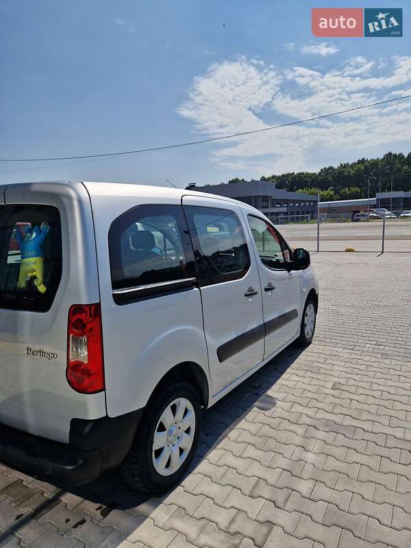 Мінівен Citroen Berlingo 2010 в Чернівцях