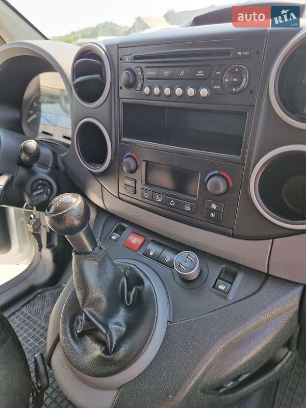 Мінівен Citroen Berlingo 2010 в Чернівцях