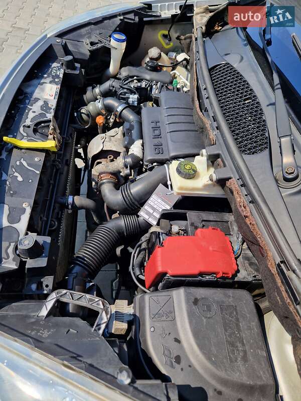 Мінівен Citroen Berlingo 2010 в Чернівцях