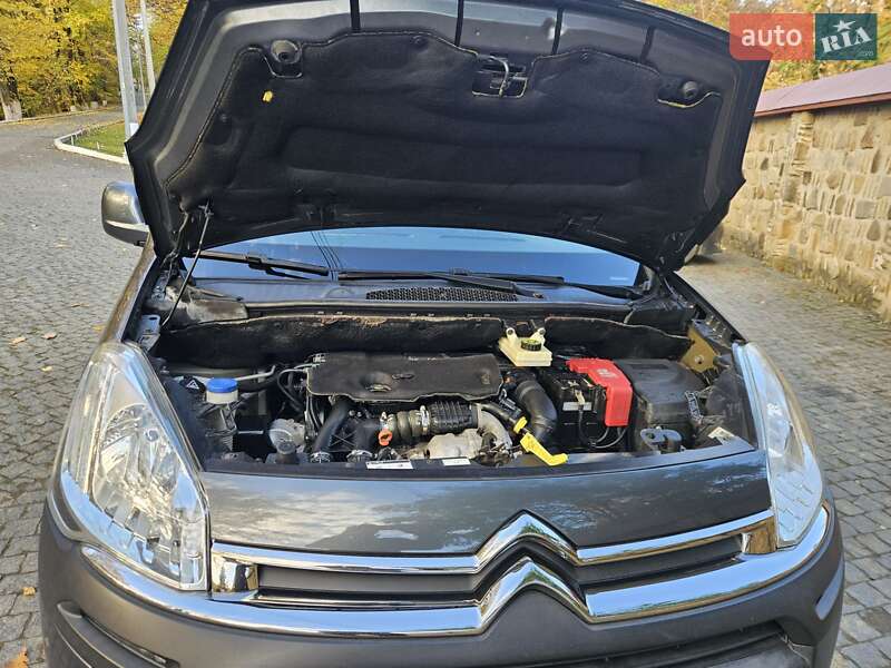 Мінівен Citroen Berlingo 2015 в Чернівцях