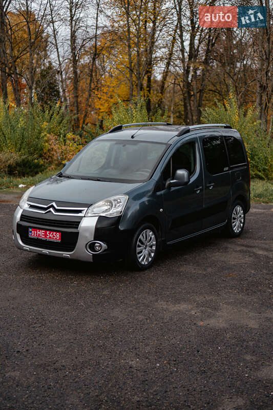Минивэн Citroen Berlingo 2010 в Бурштыне