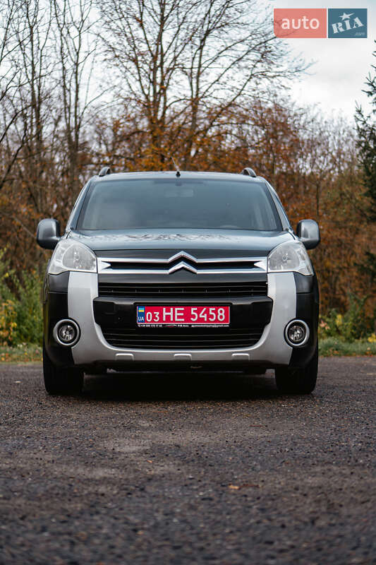 Минивэн Citroen Berlingo 2010 в Бурштыне