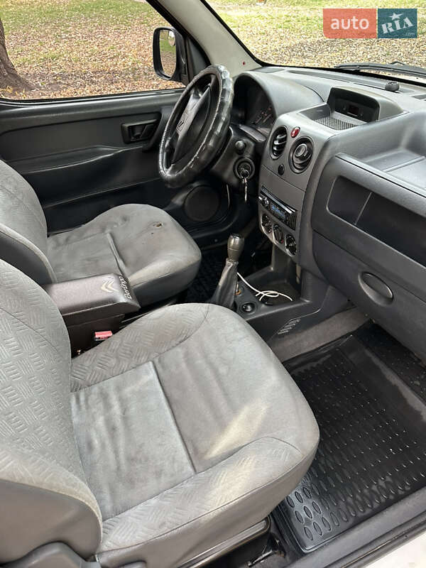 Грузовой фургон Citroen Berlingo 2007 в Киеве фото 12 Грузовой фургон Citroen Berlingo 2007 в Киеве