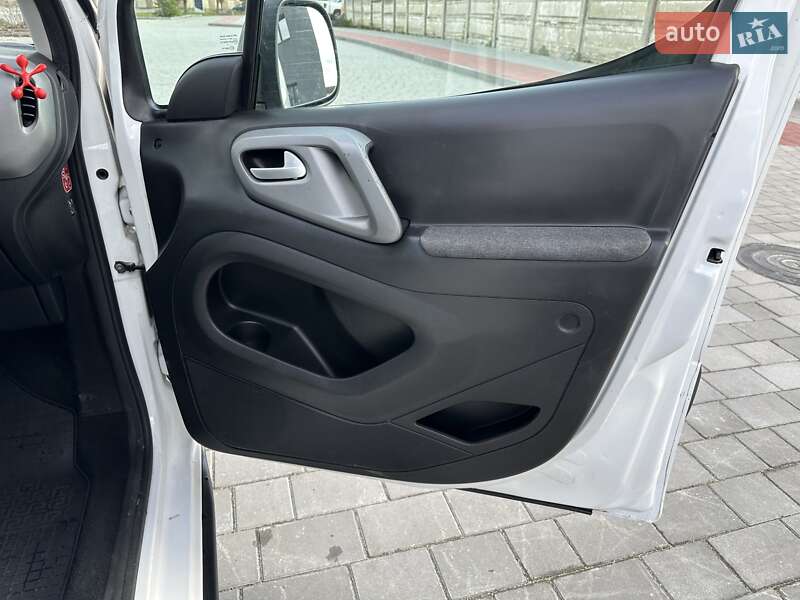 Мінівен Citroen Berlingo 2016 в Івано-Франківську