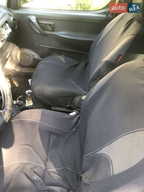 Мінівен Citroen Berlingo 2006 в Мені